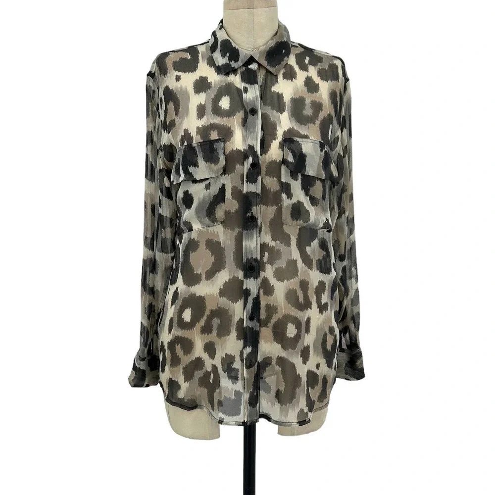 Equipment‎ Leopard Cheetah Silk Georgette Button Down Top Blouse Size XS